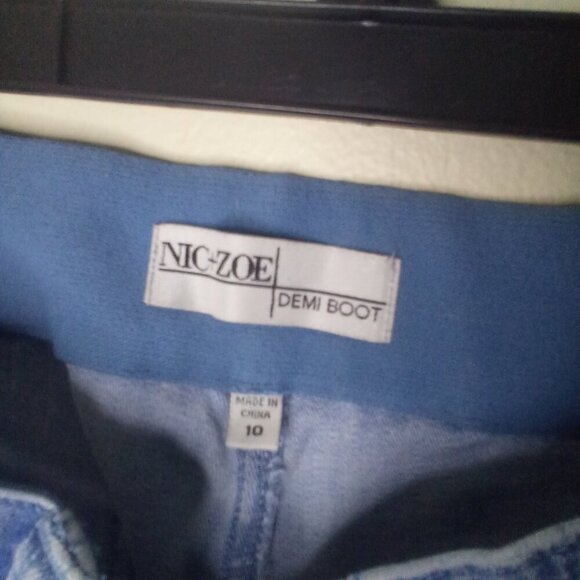 Nic + Zoe jeans 10 Women Demi Boot Pull On Elastic Waist Light Wash Blue - Picture 6 of 14